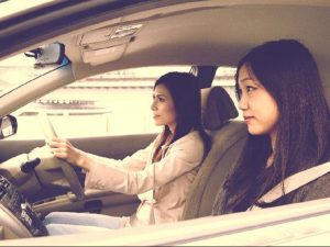 車の運転で肩こりが辛くなる6つの原因　金沢市有松にあるカイロプラクティックFix